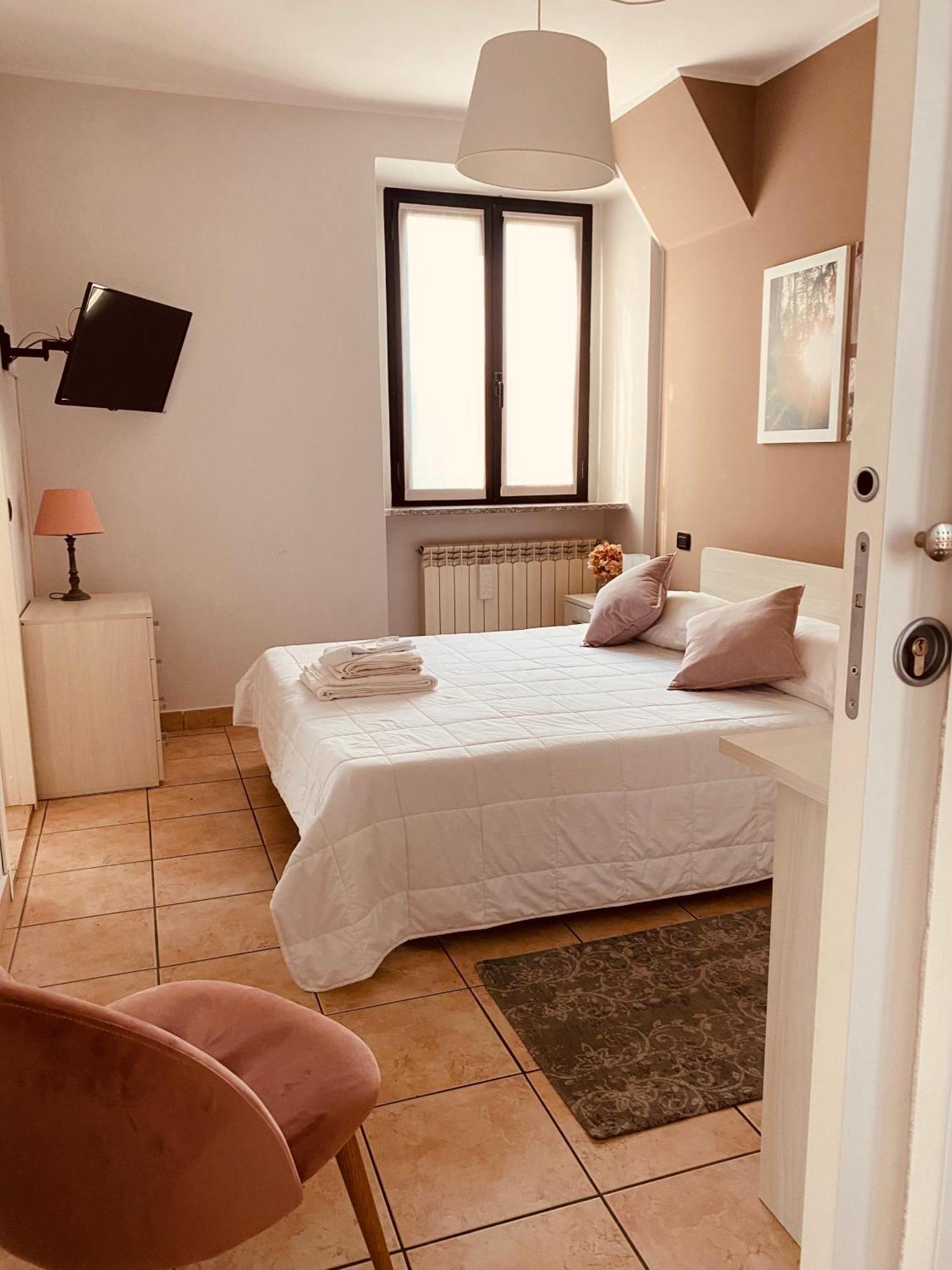 Corte 22 B&B E Appartamenti Borgomanero Extérieur photo